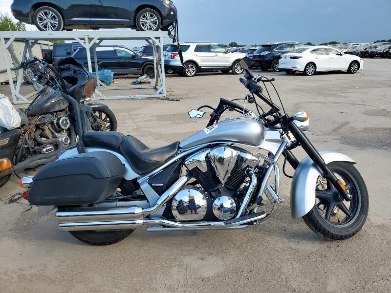 Honda VT1300 (Interstate)