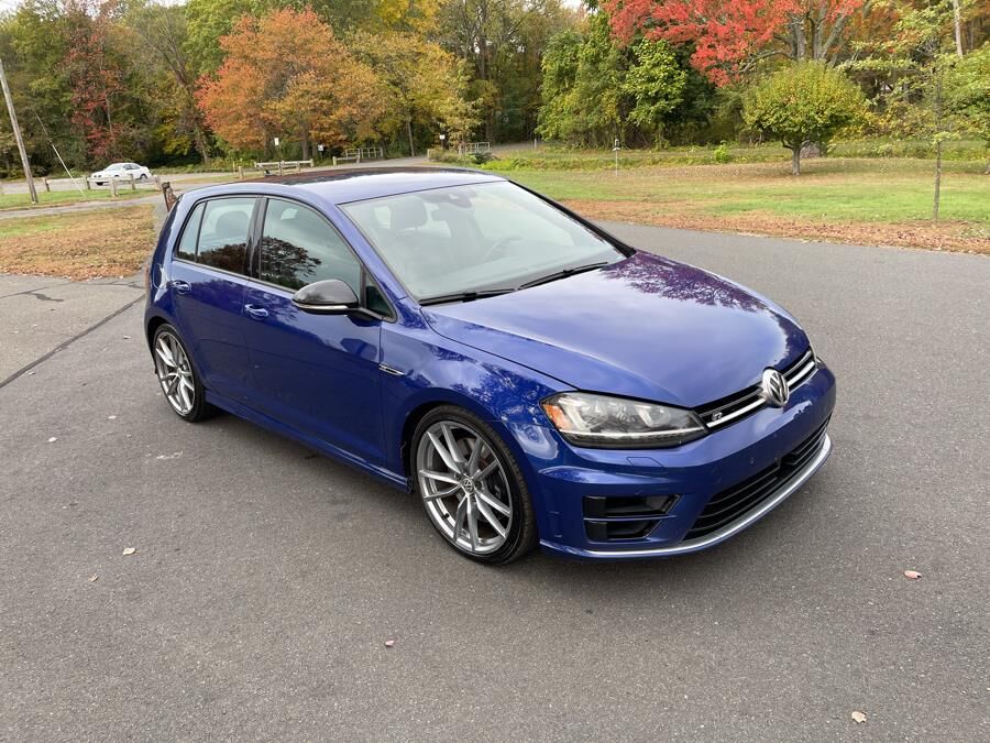 Volkswagen Golf R