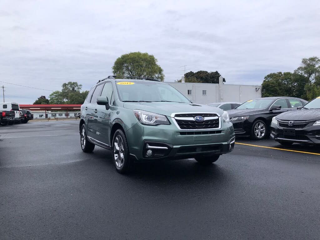2017 SUBARU Forester