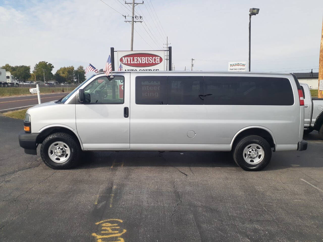 2020 CHEVROLET Express