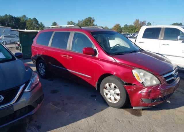 Hyundai Entourage