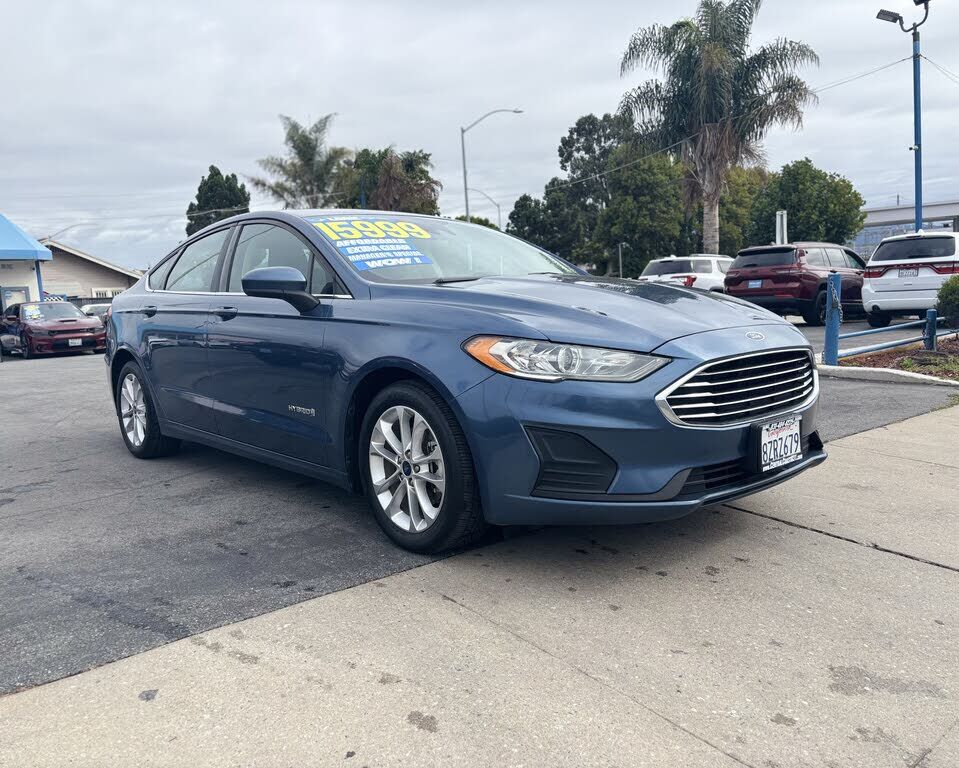 2019 FORD Fusion