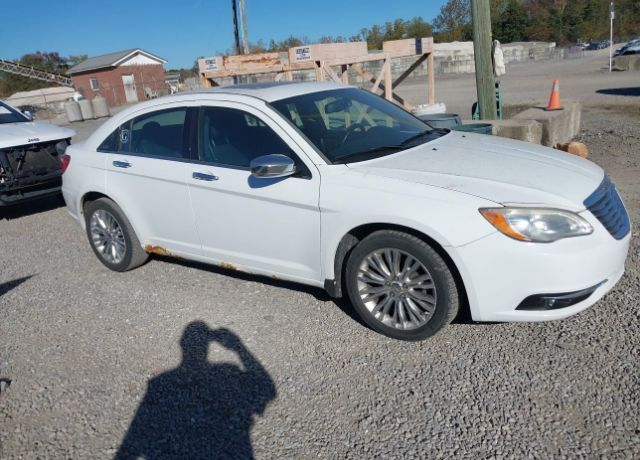 Chrysler 200