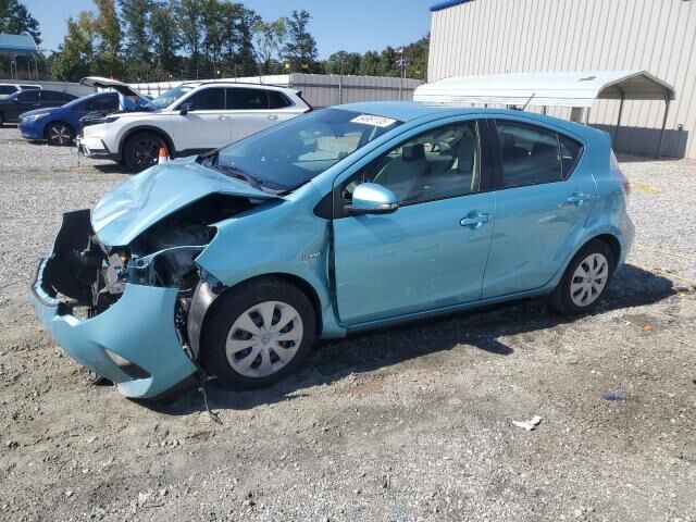 Toyota Prius C