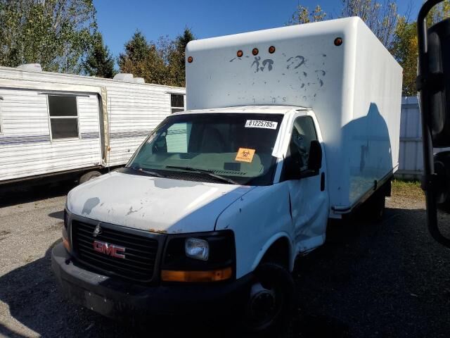 GMC Savana