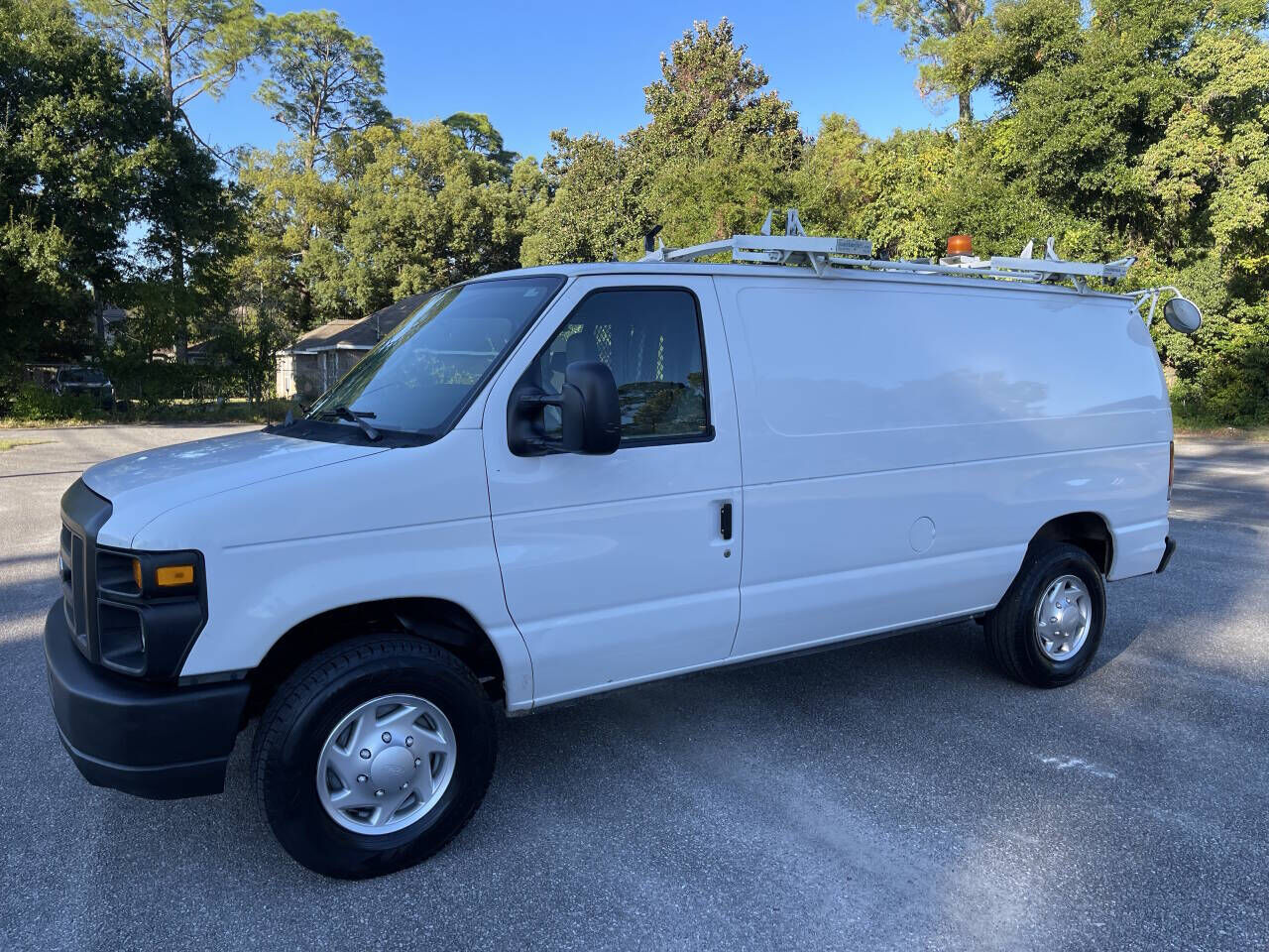 Ford E-250