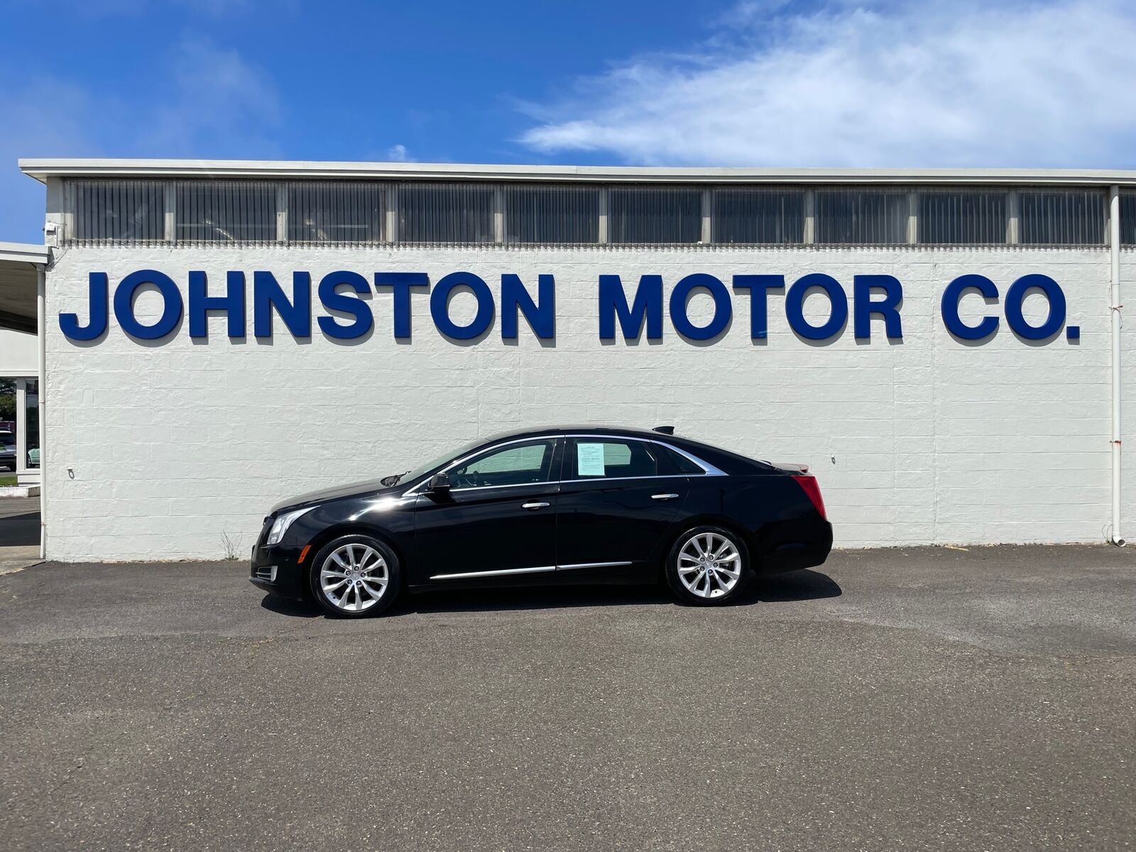 Cadillac XTS