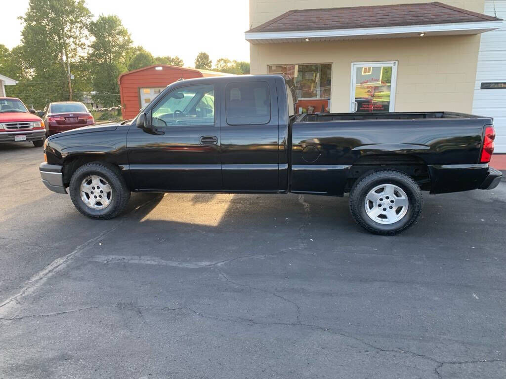2004 CHEVROLET Silverado
