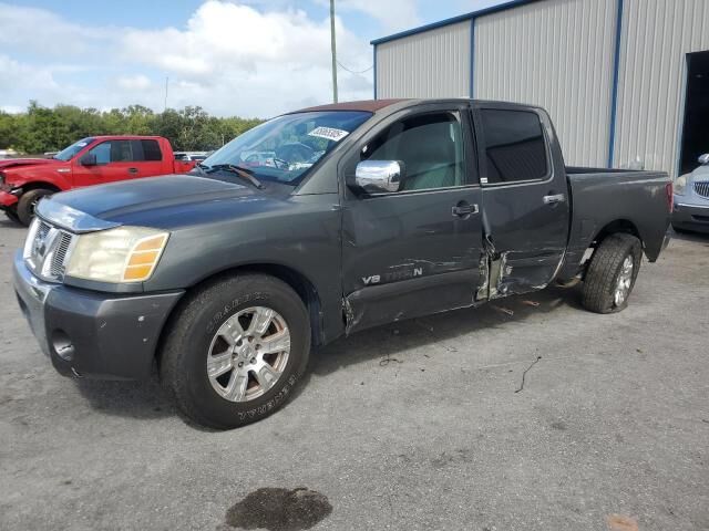 Nissan Titan
