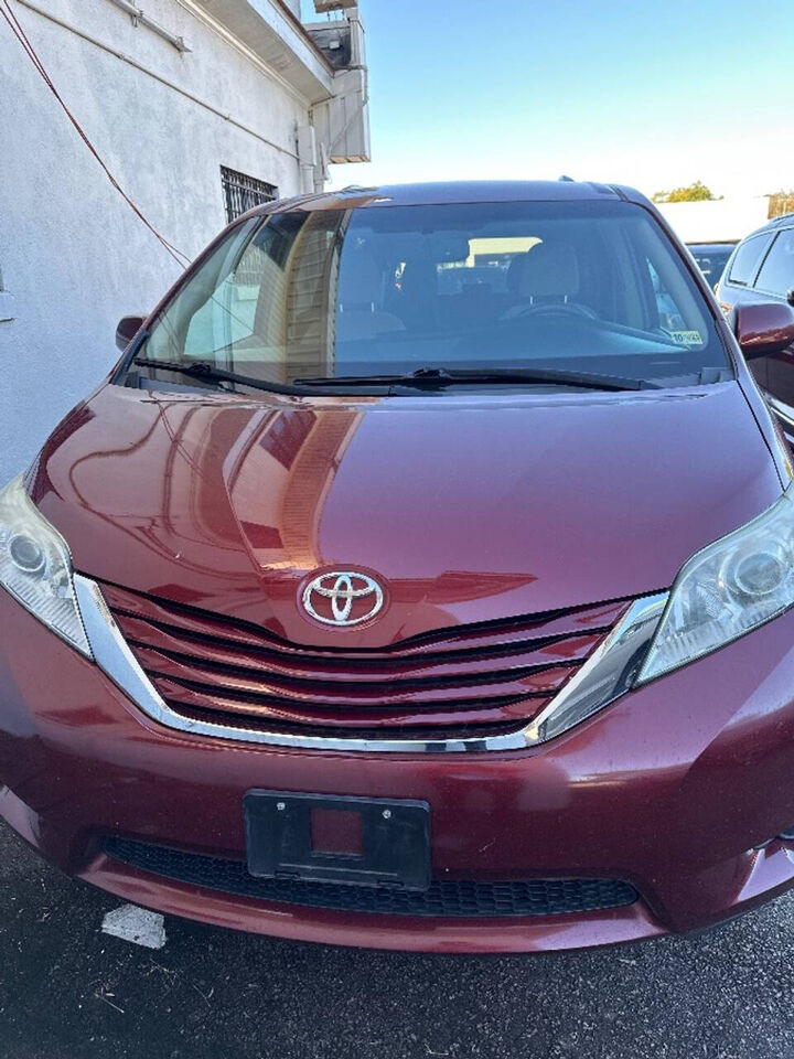 Toyota Sienna