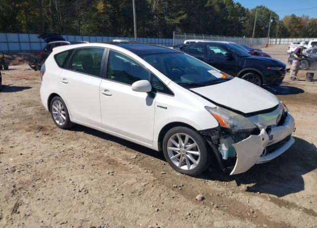 Toyota Prius V