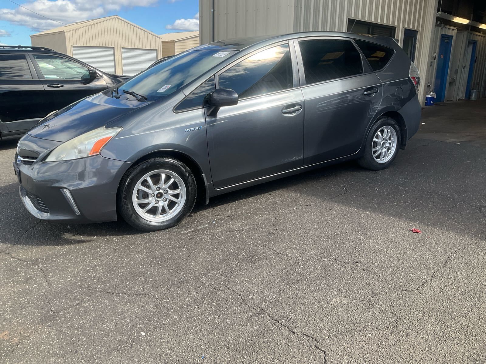 Toyota Prius V