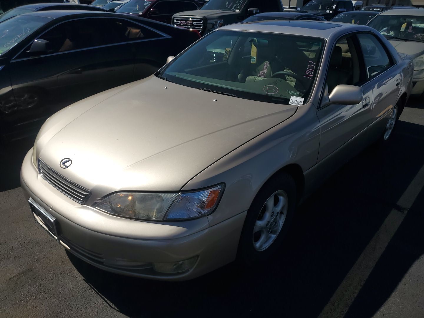 Lexus ES