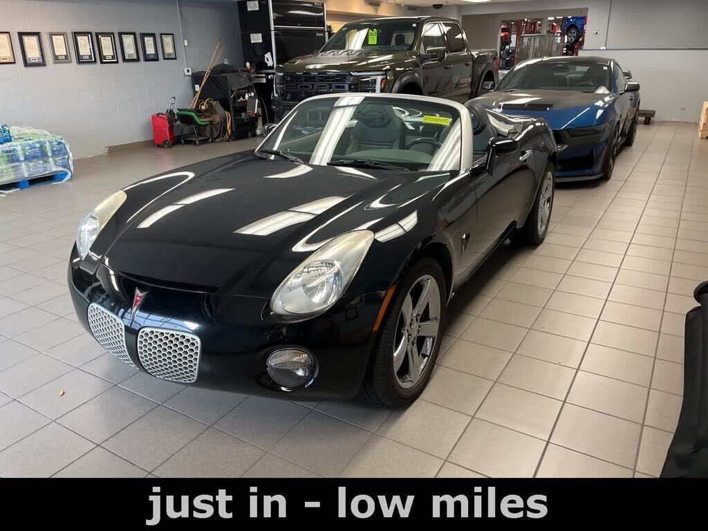 Pontiac Solstice