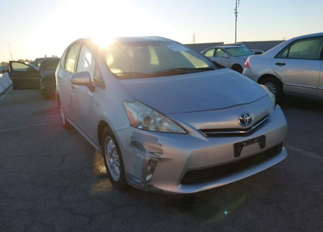 Toyota Prius V