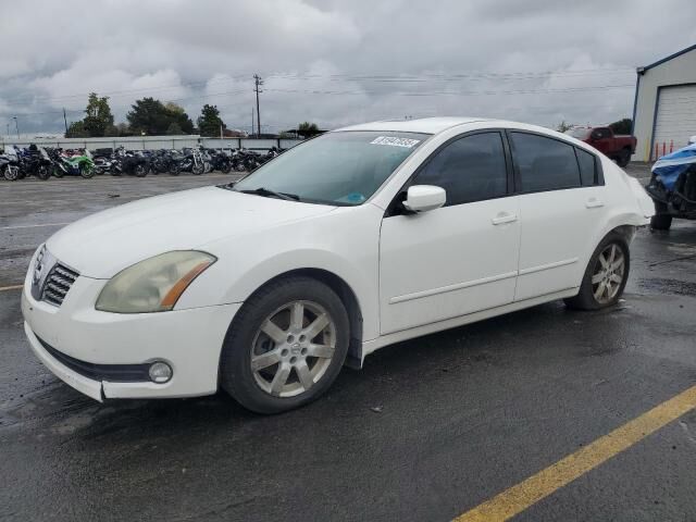 Nissan Maxima