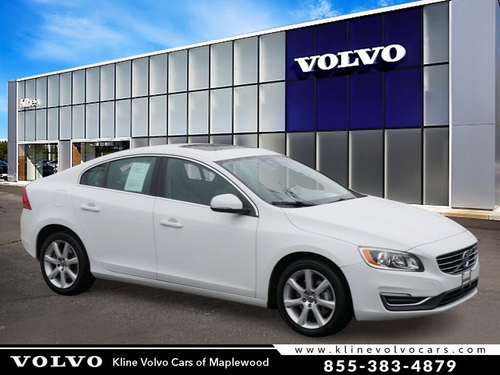 2016 VOLVO S60