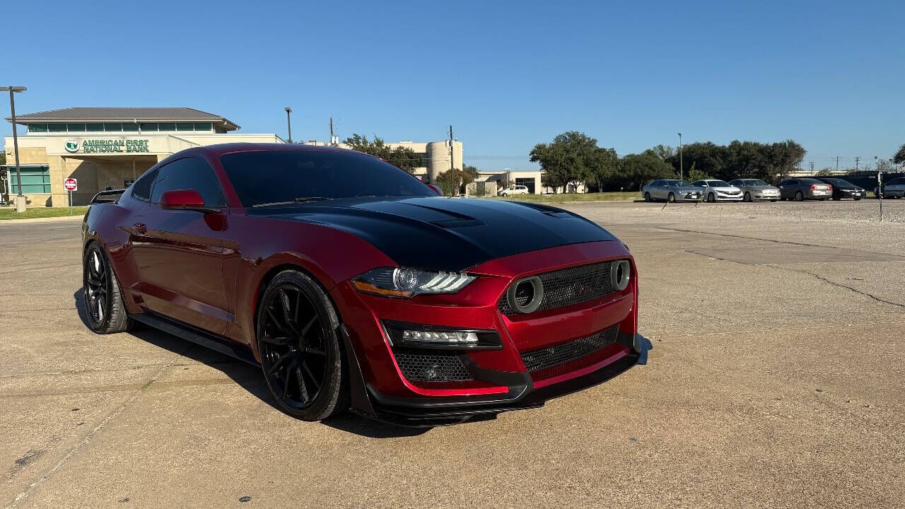 2018 FORD Mustang