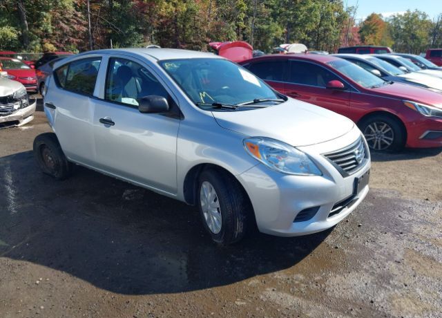 Nissan Versa