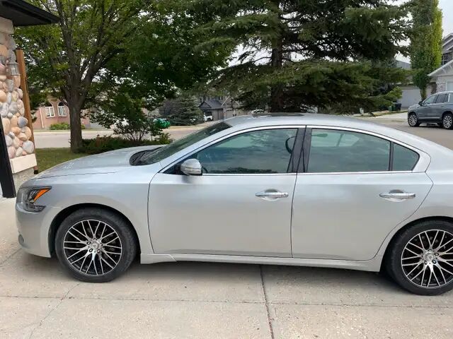 Nissan Maxima