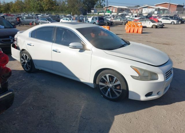 Nissan Maxima