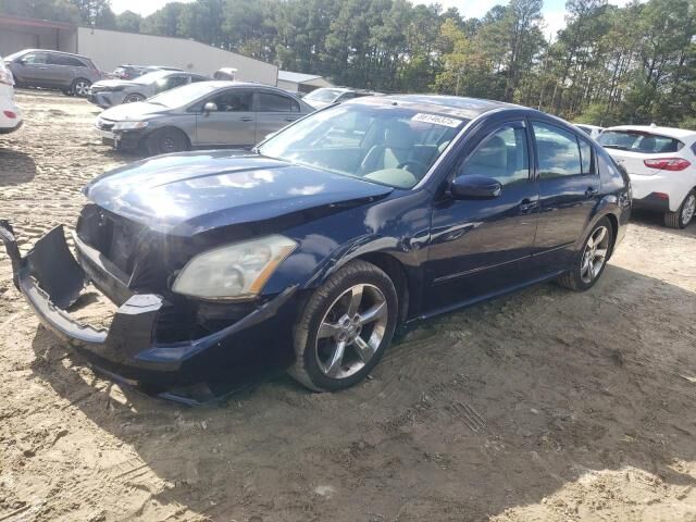 Nissan Maxima