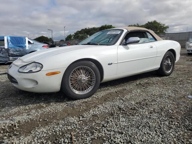 Jaguar XK8