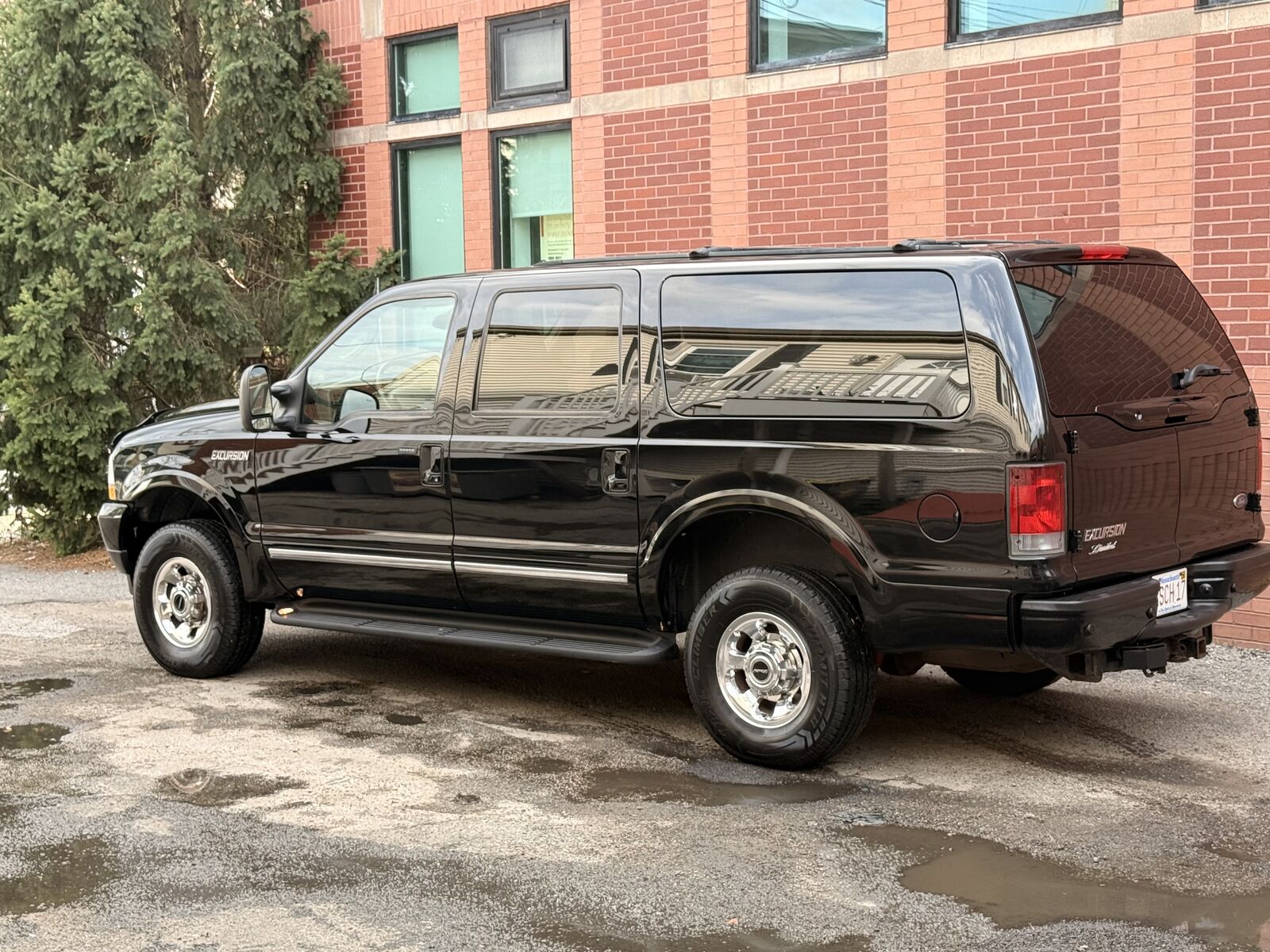 Ford Excursion