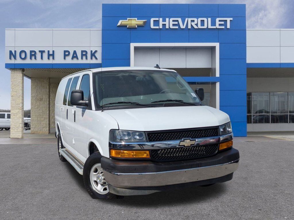 2024 CHEVROLET Express