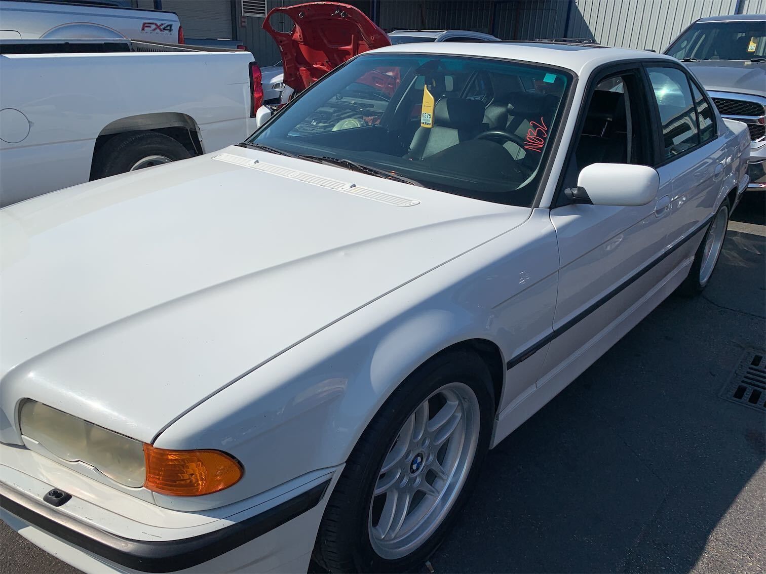 BMW 740i