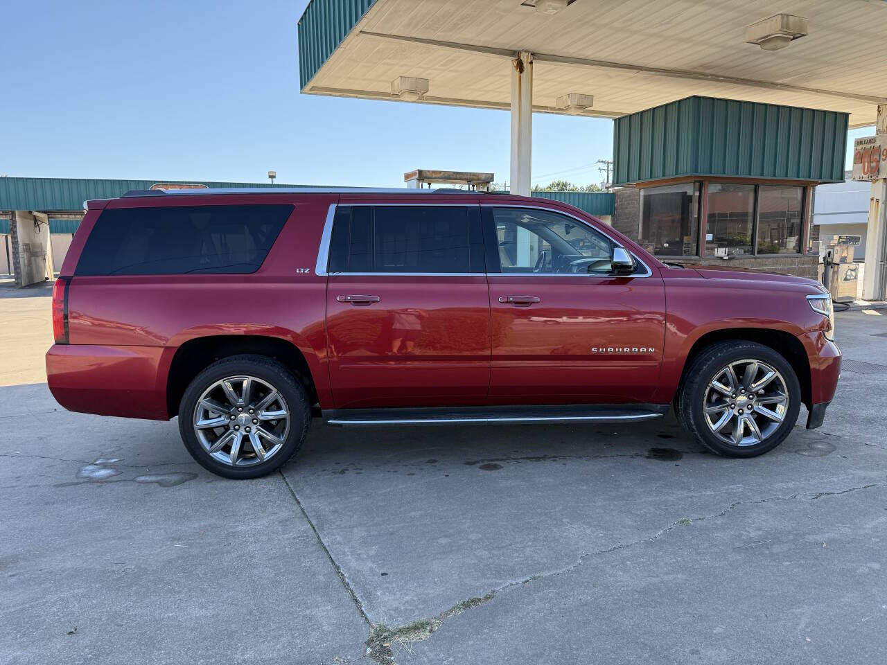2015 CHEVROLET Suburban