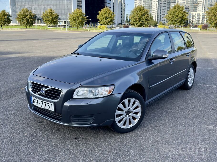 Volvo V50