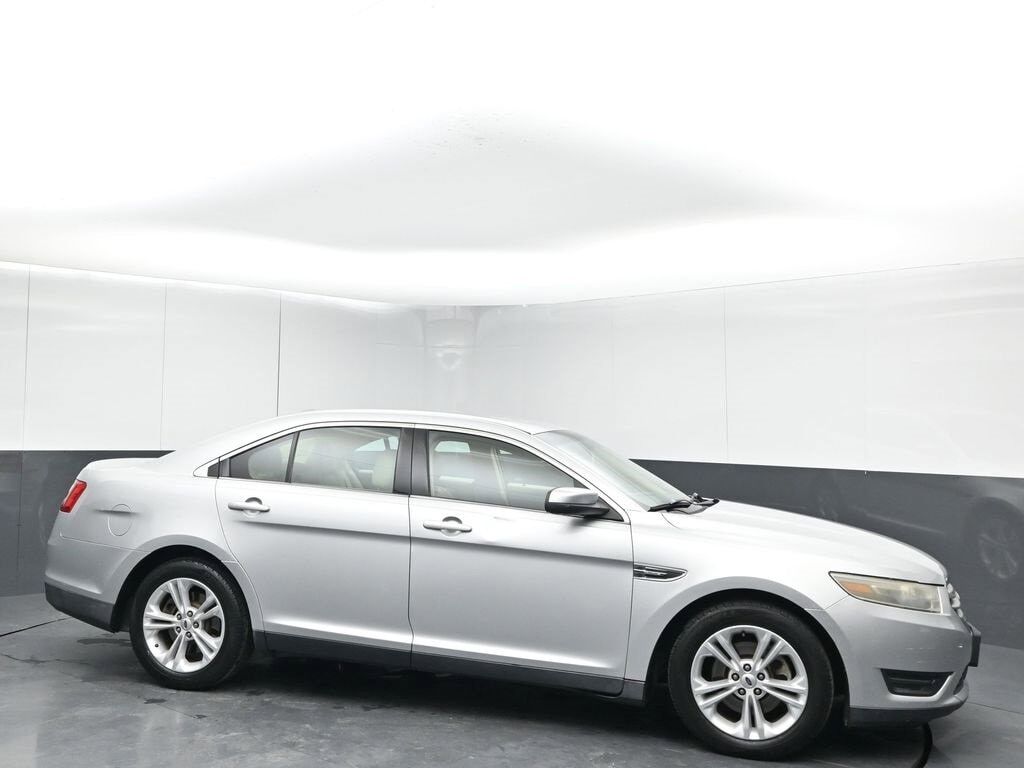 Ford Taurus