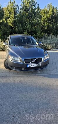 Volvo S80