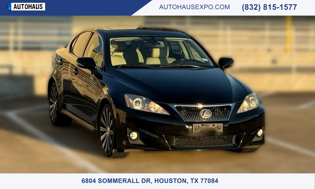 Lexus IS