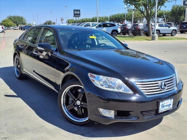 Lexus LS