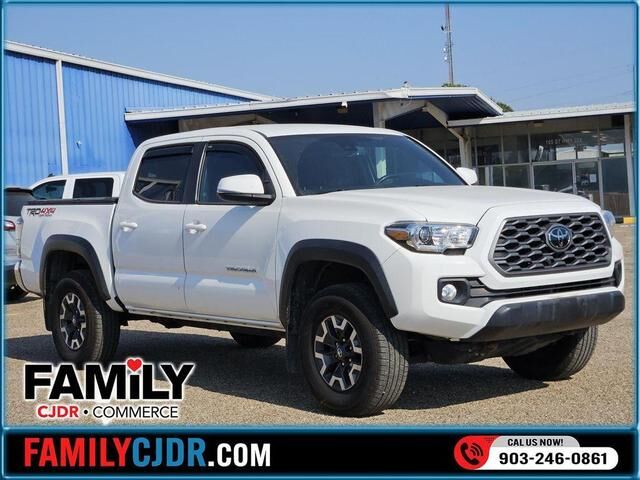 2021 TOYOTA Tacoma