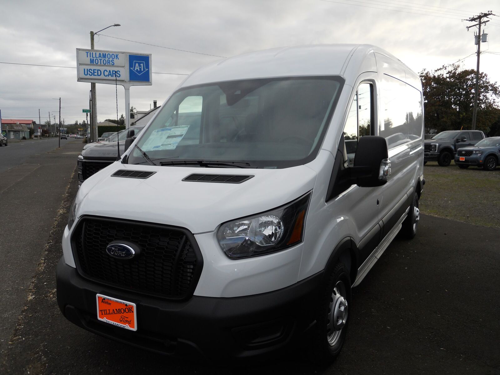 2025 FORD Transit