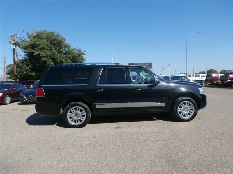Lincoln Navigator