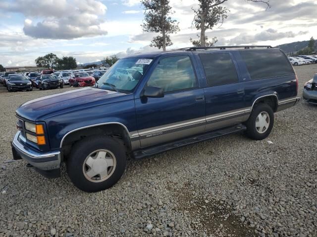 GMC Suburban