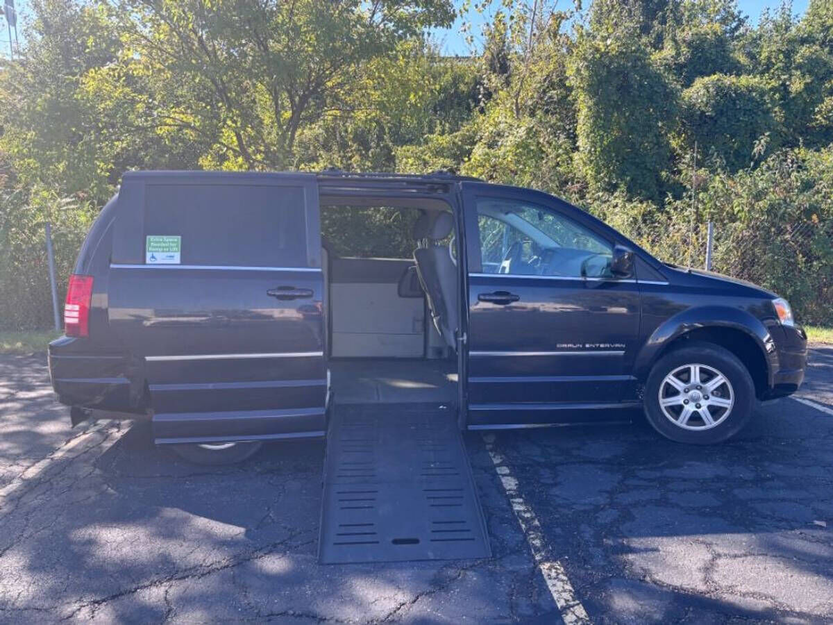 Chrysler Town and Country