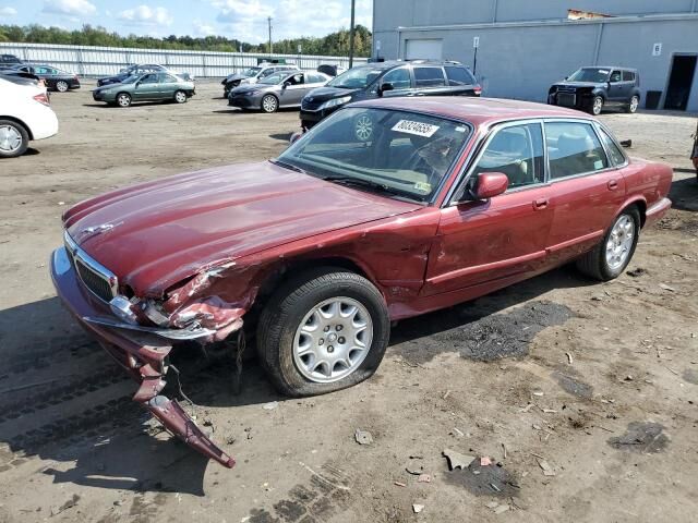 Jaguar XJ8