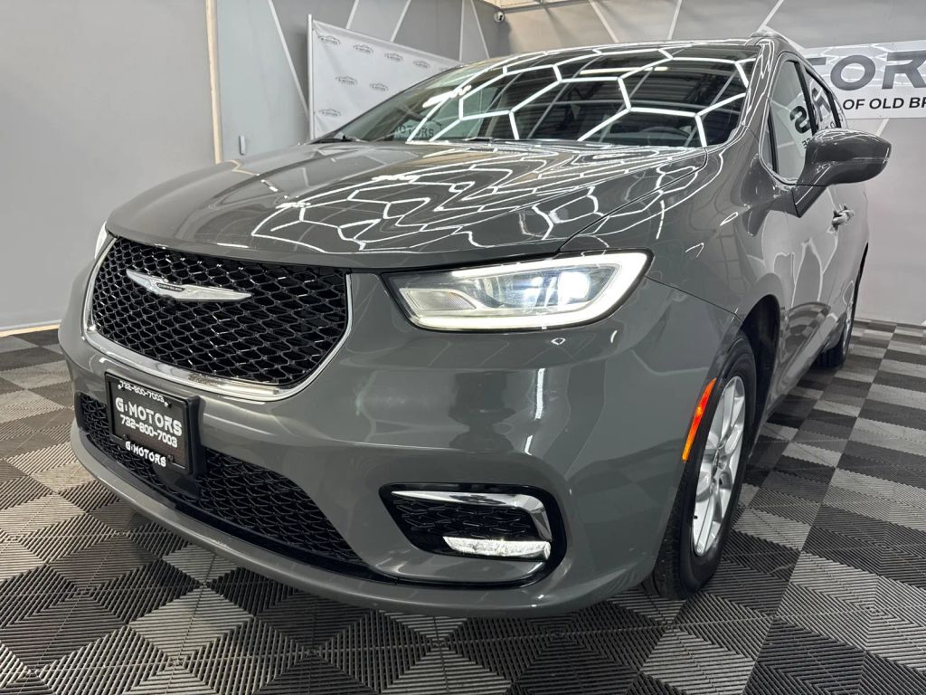 2022 CHRYSLER Pacifica