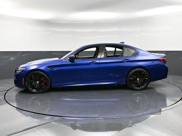 2022 BMW M5