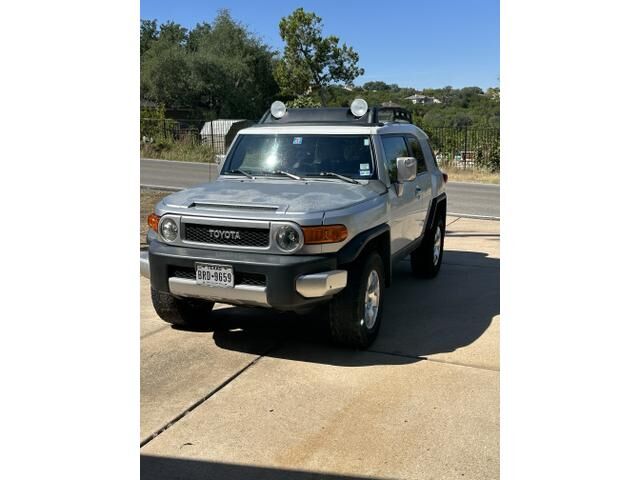 Toyota FJ Cruiser