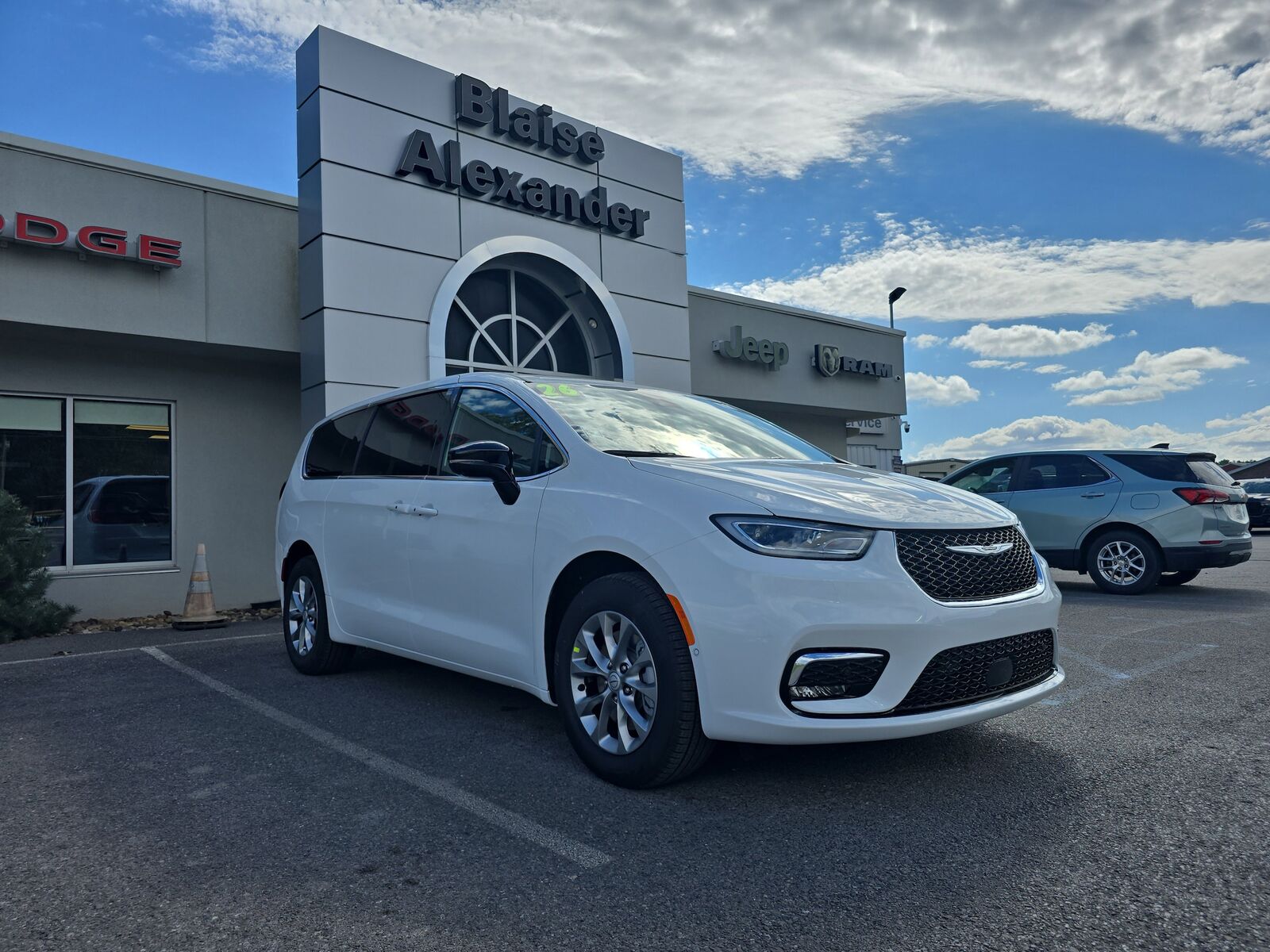 2026 CHRYSLER Pacifica