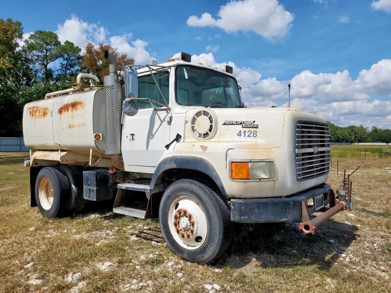 Ford LA9000