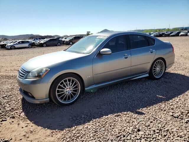 Infiniti M35