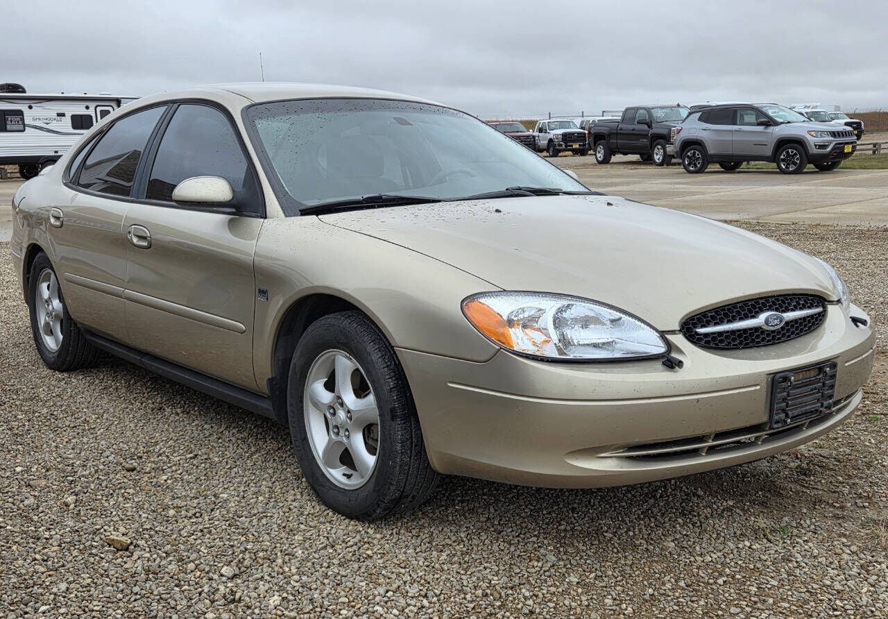 Ford Taurus