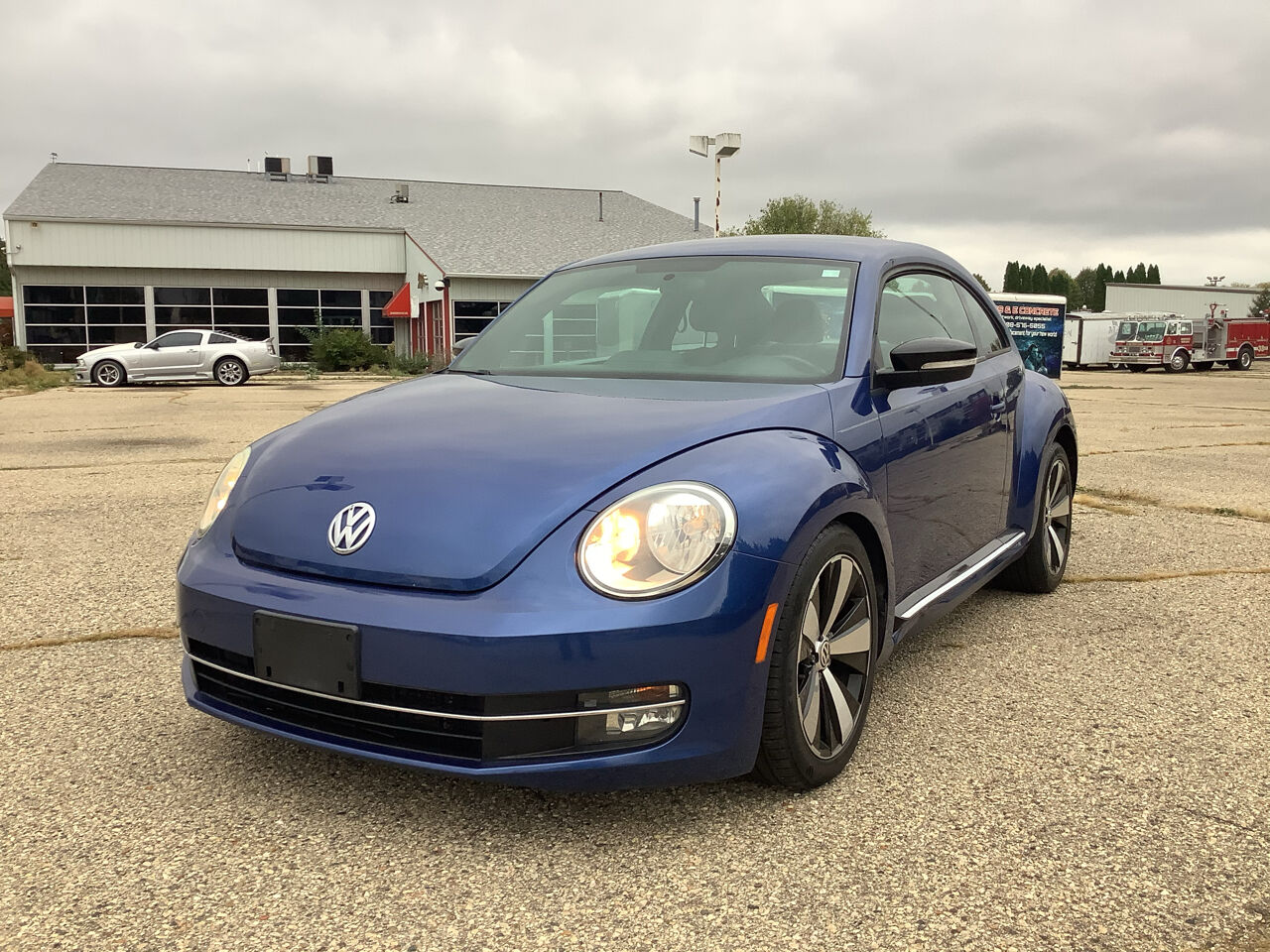 2012 VOLKSWAGEN Beetle